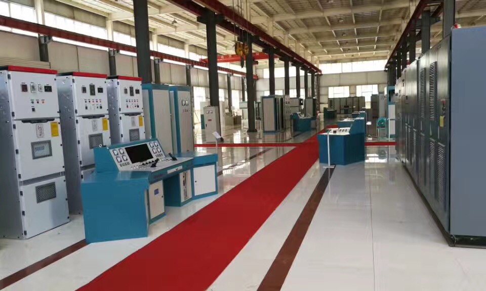 变频器是如何控制电机转速的?